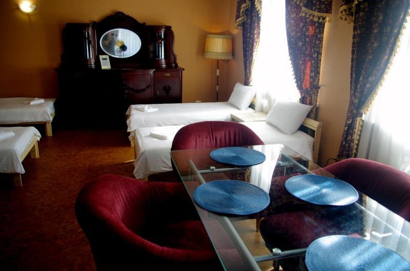 Villand Hotel With Free Private Parking And Self Check In Riga Exterior photo
