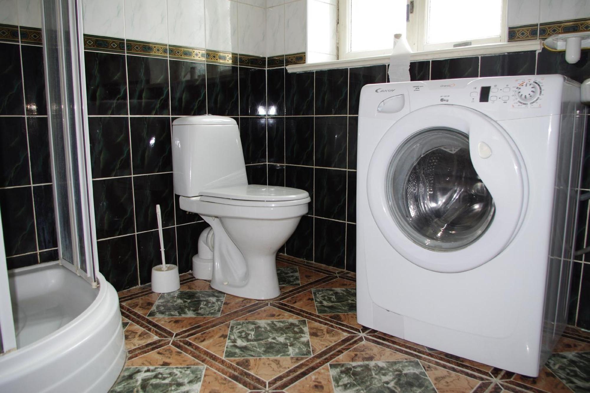 Villand Hotel With Free Private Parking And Self Check In Riga Exterior photo